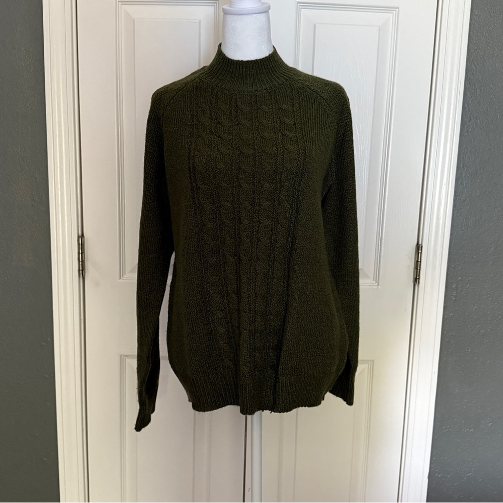 Carolyn Taylor Dark Green Cable Knit Sweater | Size Large